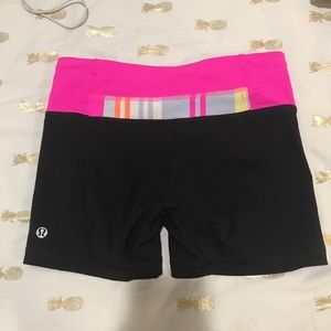 LuLuLemon Bike Short Size 4